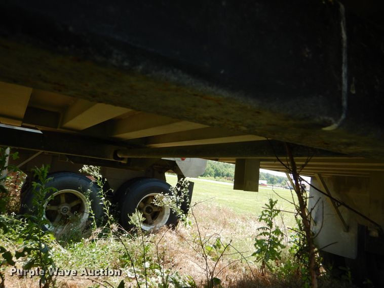 image for item GV9107 1984 Ravens end dump trailer