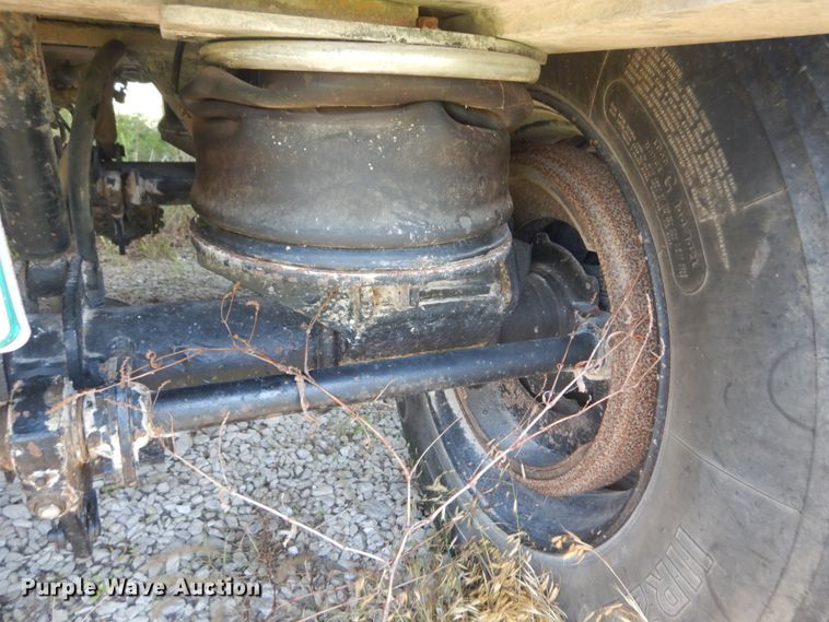 image for item GV9107 1984 Ravens end dump trailer