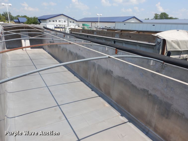 image for item GV9107 1984 Ravens end dump trailer