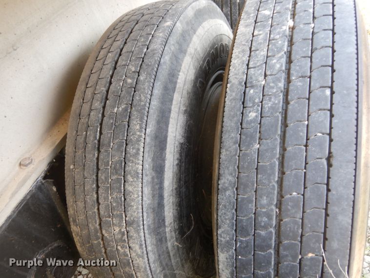 image for item GV9107 1984 Ravens end dump trailer