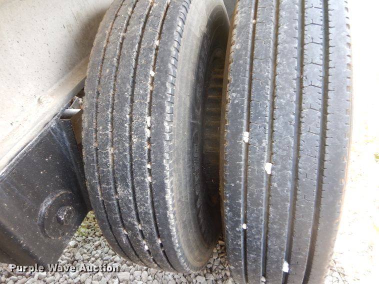 image for item GV9107 1984 Ravens end dump trailer