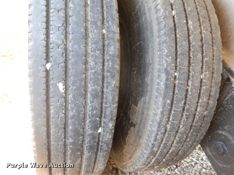 image for item GV9107 1984 Ravens end dump trailer