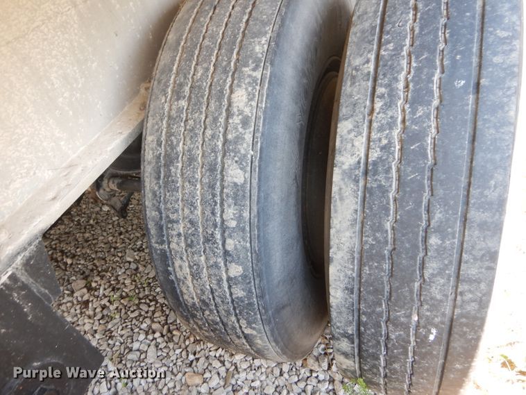 image for item GV9107 1984 Ravens end dump trailer