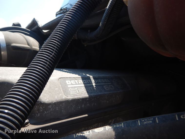 image for item GV9108 2007 Freightliner Century Classic ST  semi truck