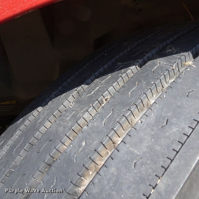 image for item HC9060 2007 Volvo VNL  semi truck