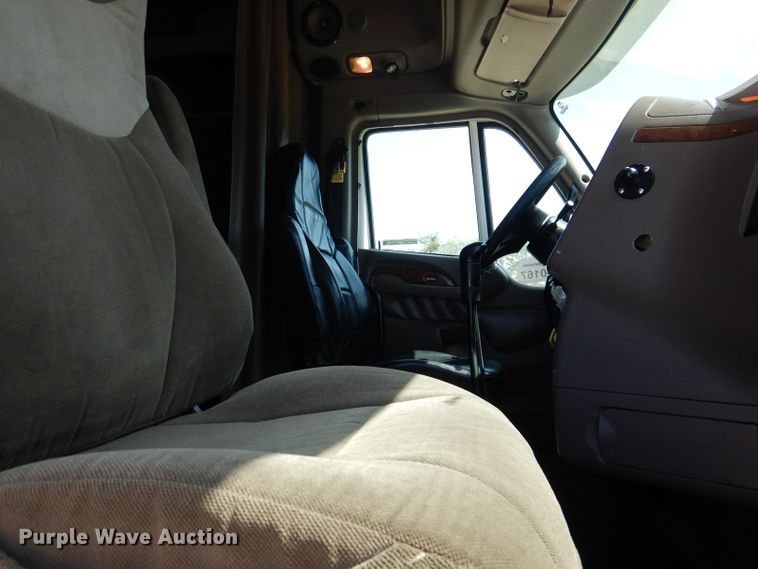 image for item HC9062 2009 Peterbilt 387  semi truck