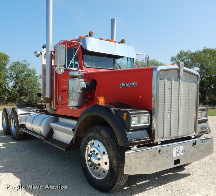 image for item HC9064 1985 Kenworth  wemi truck