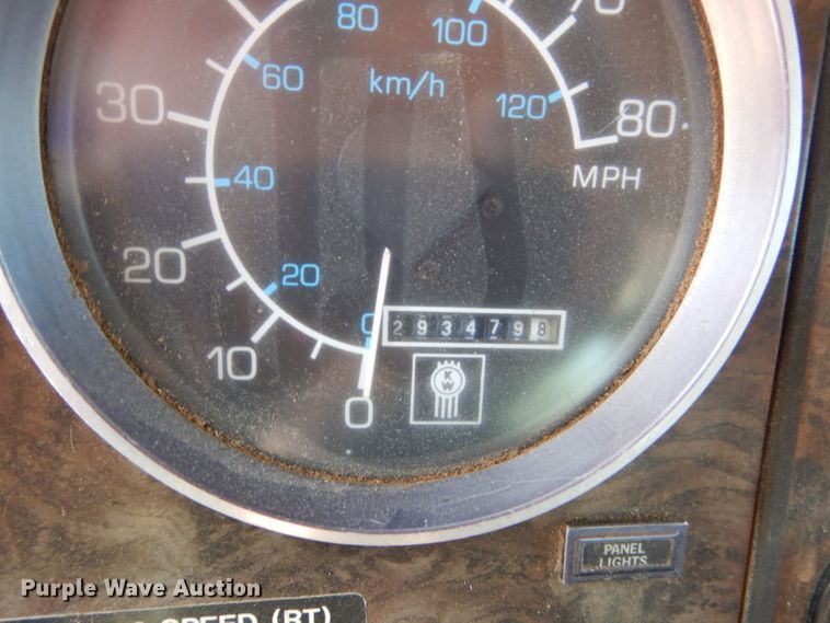 image for item HC9064 1985 Kenworth  wemi truck