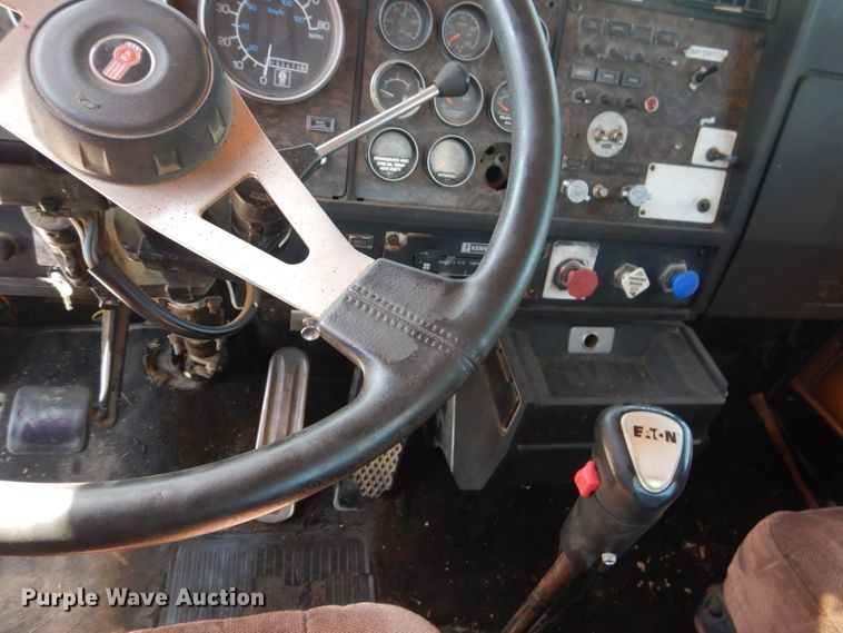 image for item HC9064 1985 Kenworth  wemi truck