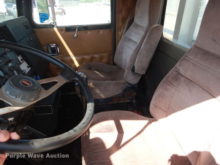 image for item HC9064 1985 Kenworth  wemi truck