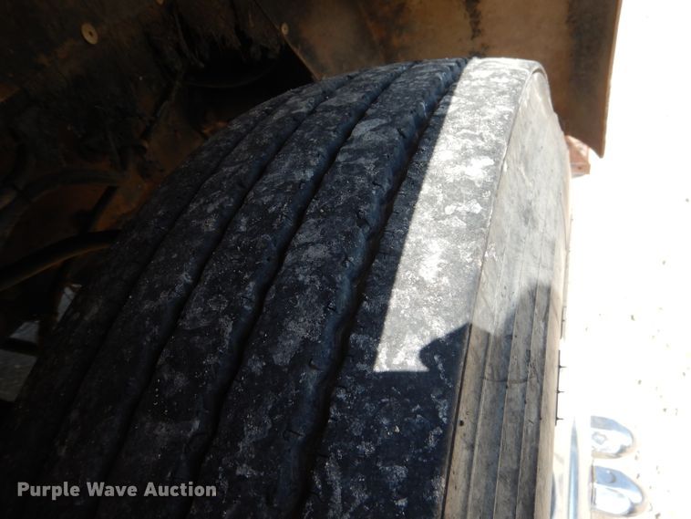 image for item HC9064 1985 Kenworth  wemi truck