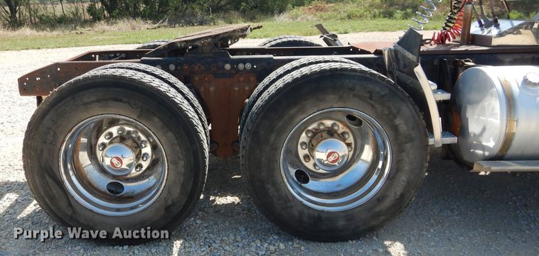 image for item HC9064 1985 Kenworth  wemi truck