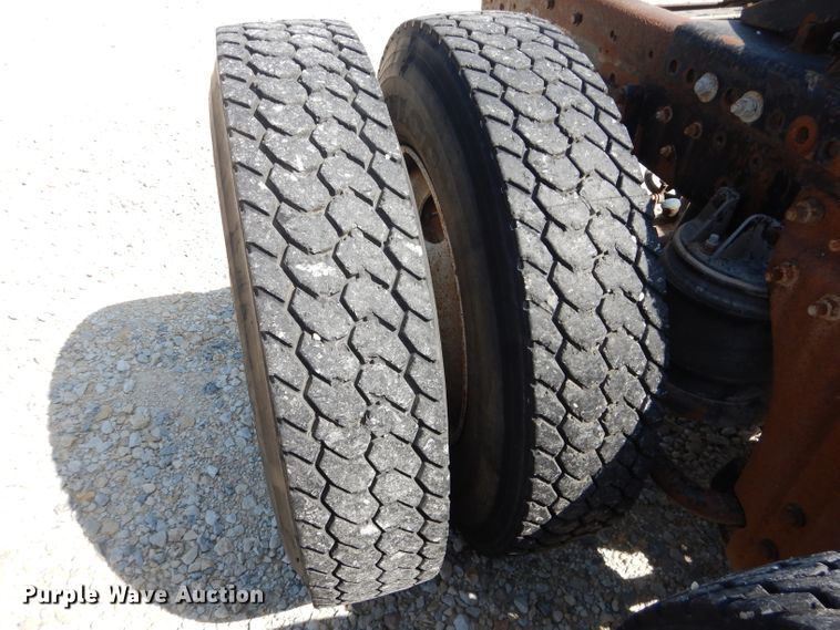 image for item HC9064 1985 Kenworth  wemi truck