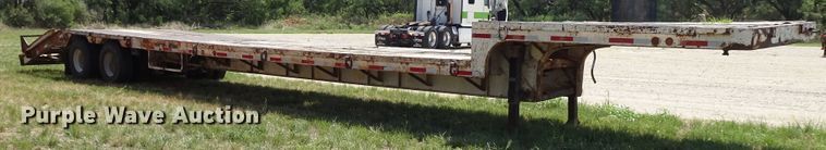image for item HC9066 1977 Lufkin EXT-60 drop deck equipment trailer
