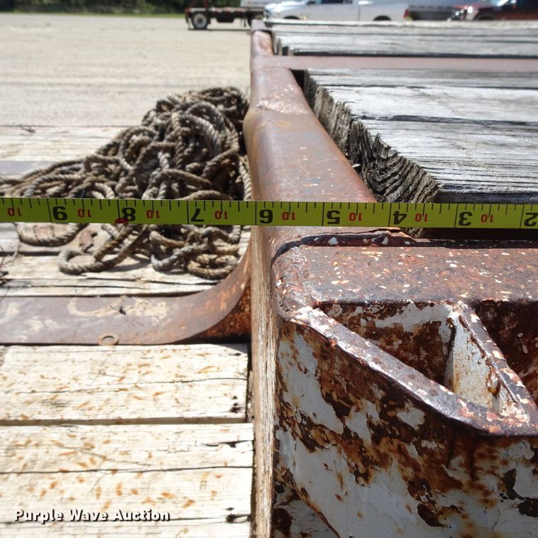 image for item HC9066 1977 Lufkin EXT-60 drop deck equipment trailer