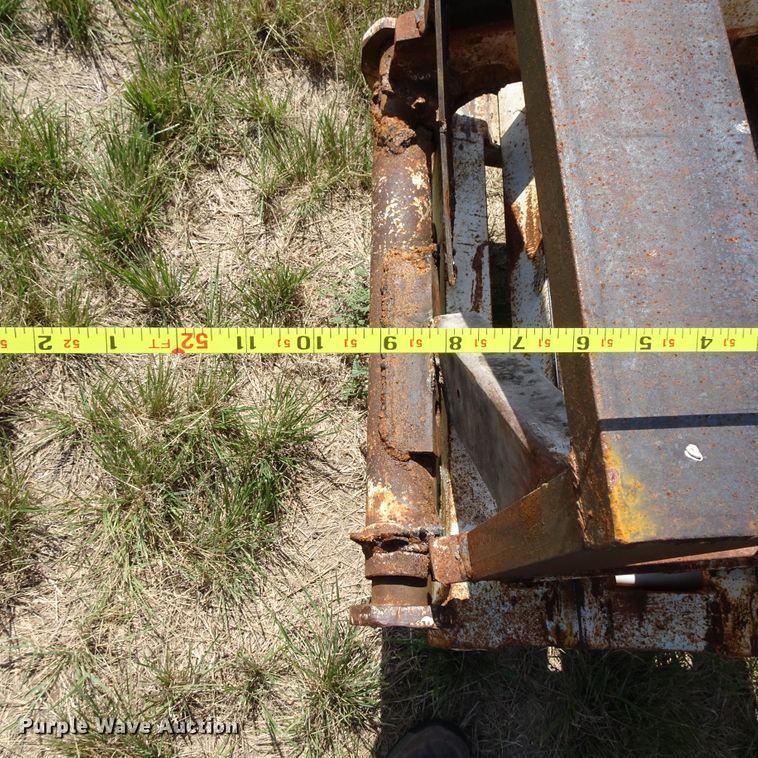 image for item HC9066 1977 Lufkin EXT-60 drop deck equipment trailer