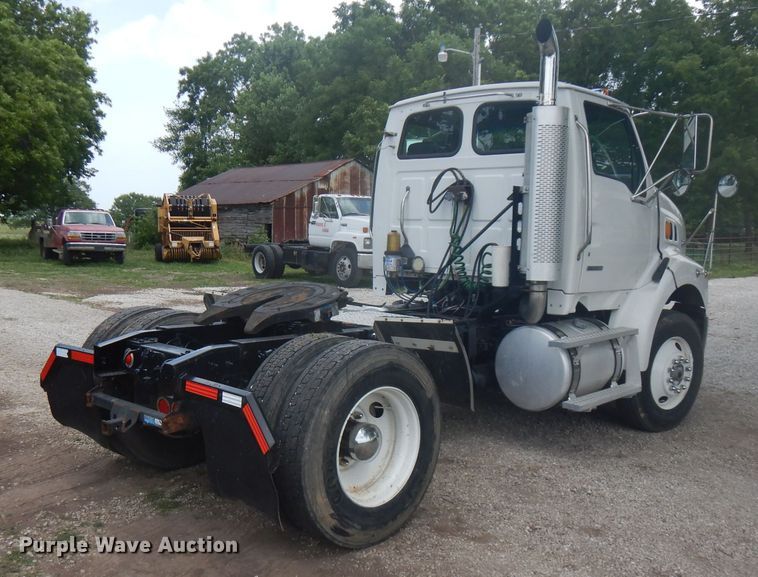 image for item HG9084 2007 Sterling L-Line  semi truck