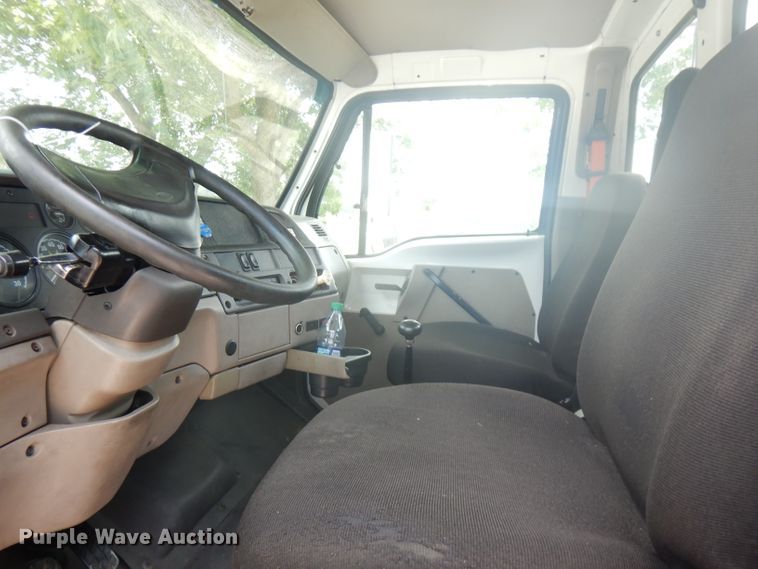 image for item HG9084 2007 Sterling L-Line  semi truck