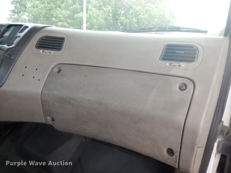 image for item HG9084 2007 Sterling L-Line  semi truck