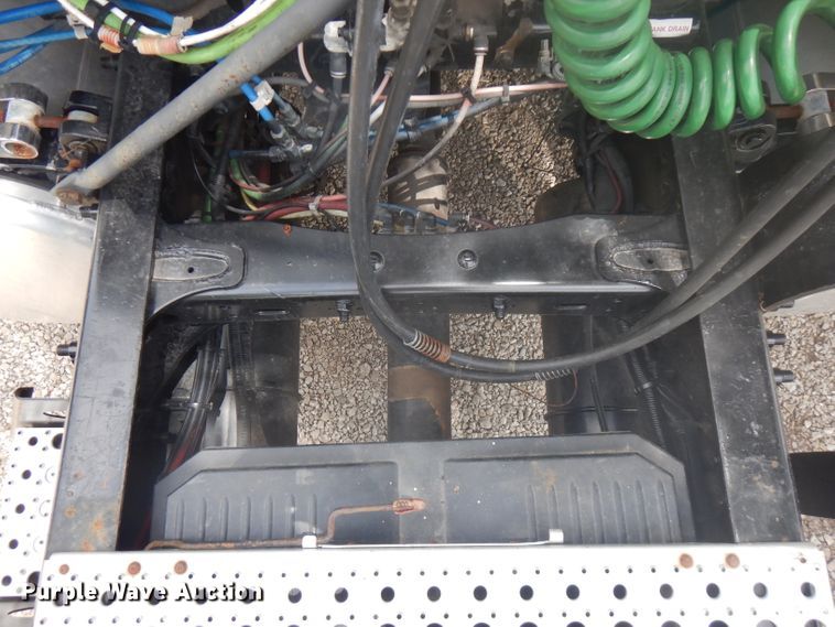 image for item HG9084 2007 Sterling L-Line  semi truck