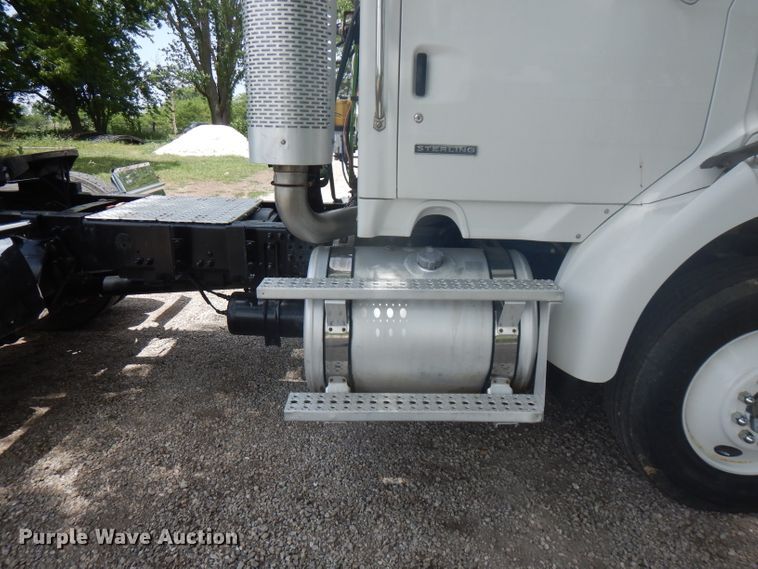 image for item HG9084 2007 Sterling L-Line  semi truck