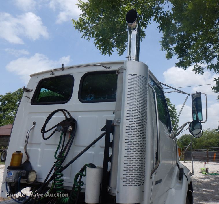 image for item HG9084 2007 Sterling L-Line  semi truck