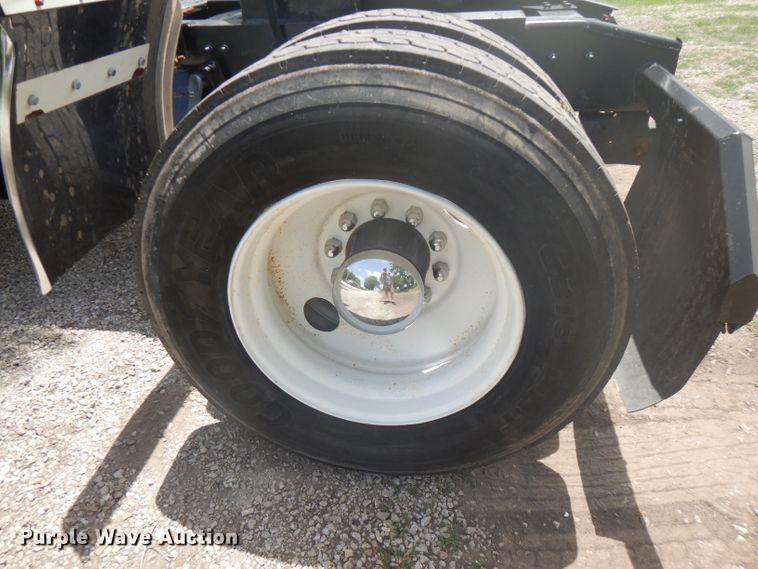 image for item HG9084 2007 Sterling L-Line  semi truck