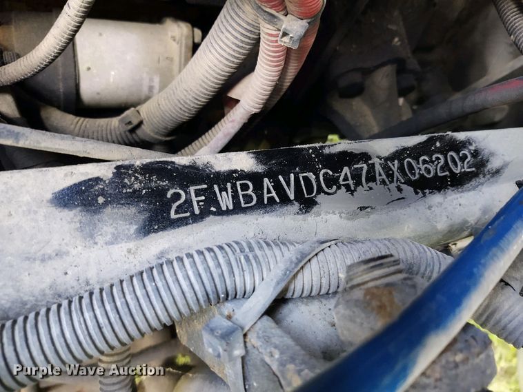 image for item HG9084 2007 Sterling L-Line  semi truck