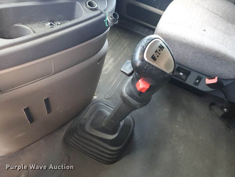 image for item HK9121 2013 Freightliner Cascadia  semi truck