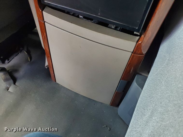 image for item HK9121 2013 Freightliner Cascadia  semi truck