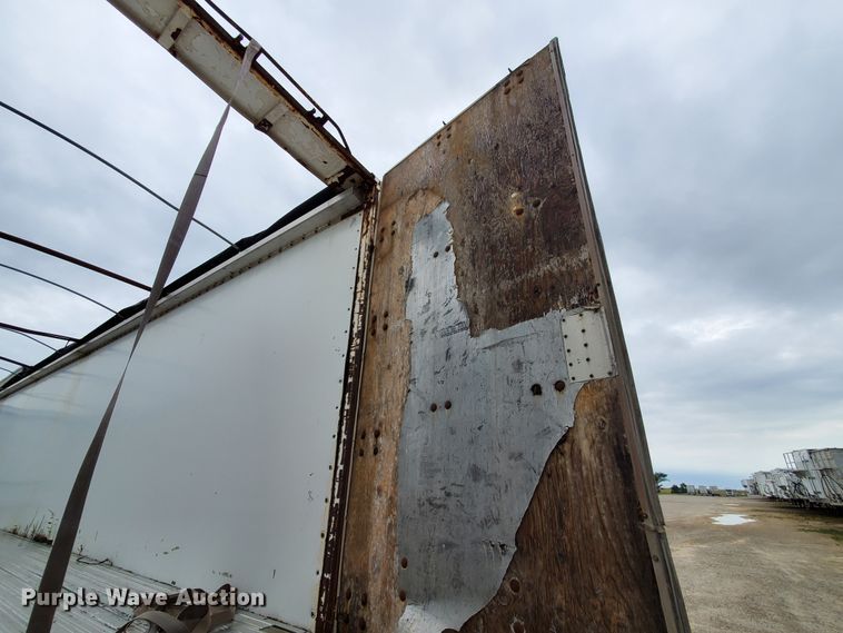 image for item HK9215 1997 Wilkens OK2LA22NCOYG walking floor trailer