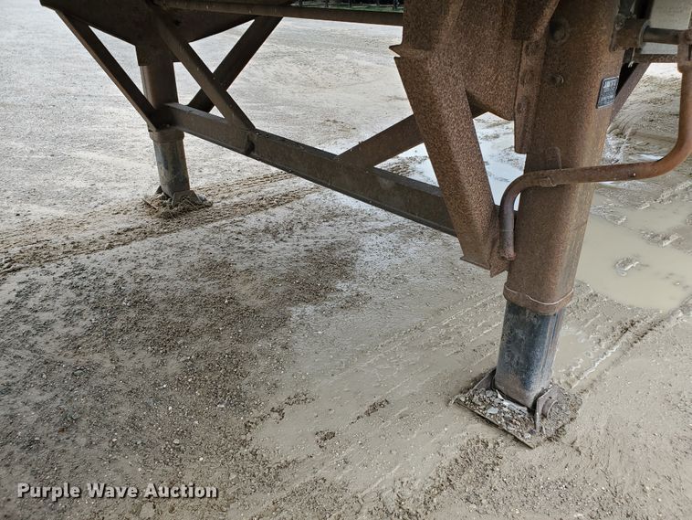 image for item HK9215 1997 Wilkens OK2LA22NCOYG walking floor trailer