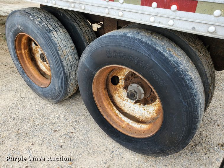 image for item HK9215 1997 Wilkens OK2LA22NCOYG walking floor trailer