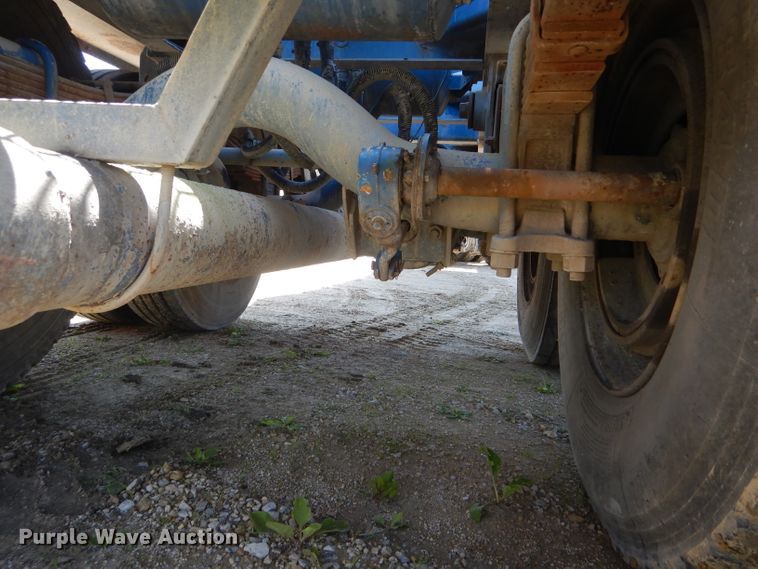 image for item HM9625 1982 J&L 3372 pneumatic dry bulk trailer