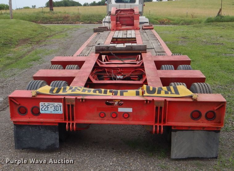 image for item HM9637 1994 Trail King TK100HDG-523 lowboy equipment trailer