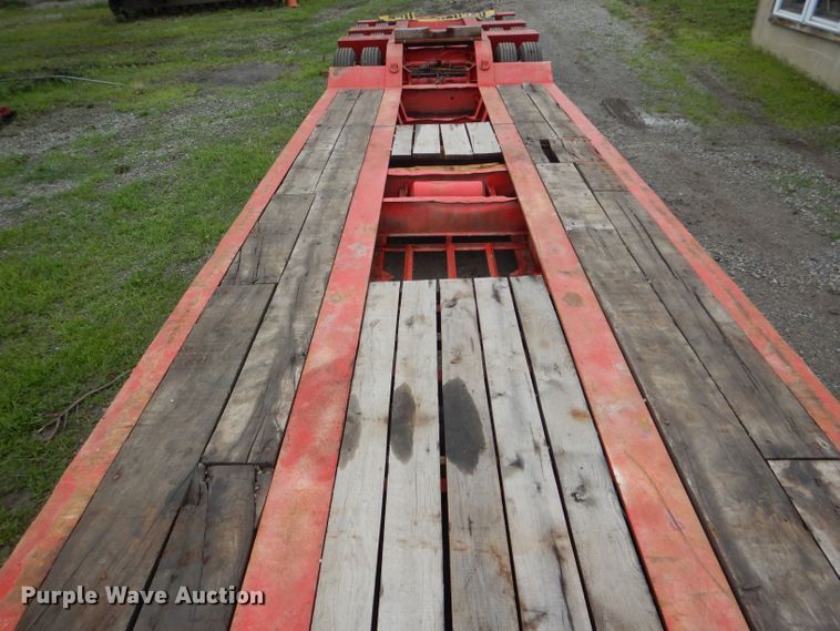 image for item HM9637 1994 Trail King TK100HDG-523 lowboy equipment trailer