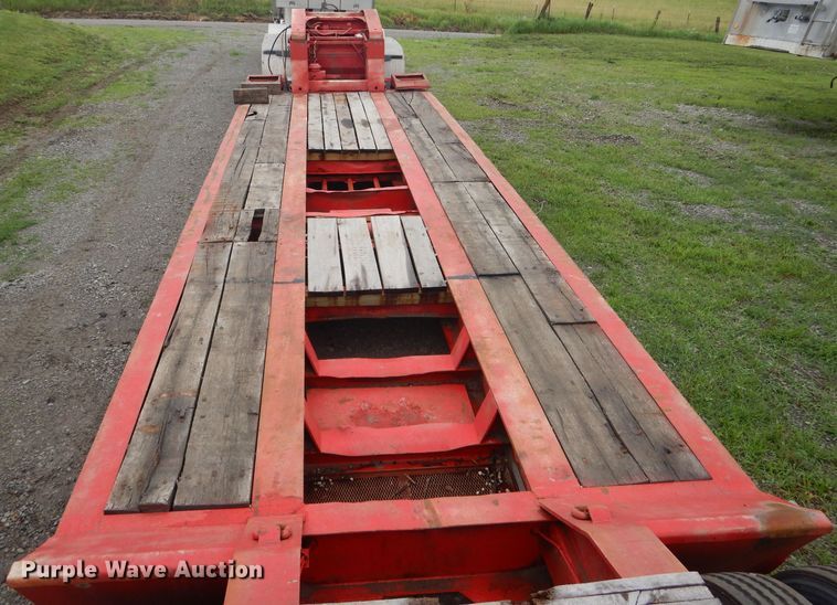image for item HM9637 1994 Trail King TK100HDG-523 lowboy equipment trailer