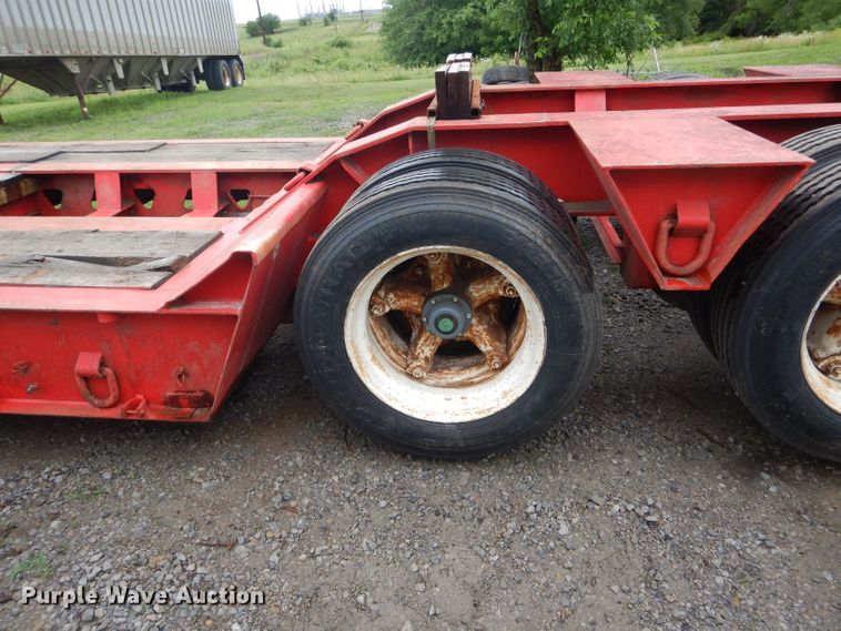 image for item HM9637 1994 Trail King TK100HDG-523 lowboy equipment trailer