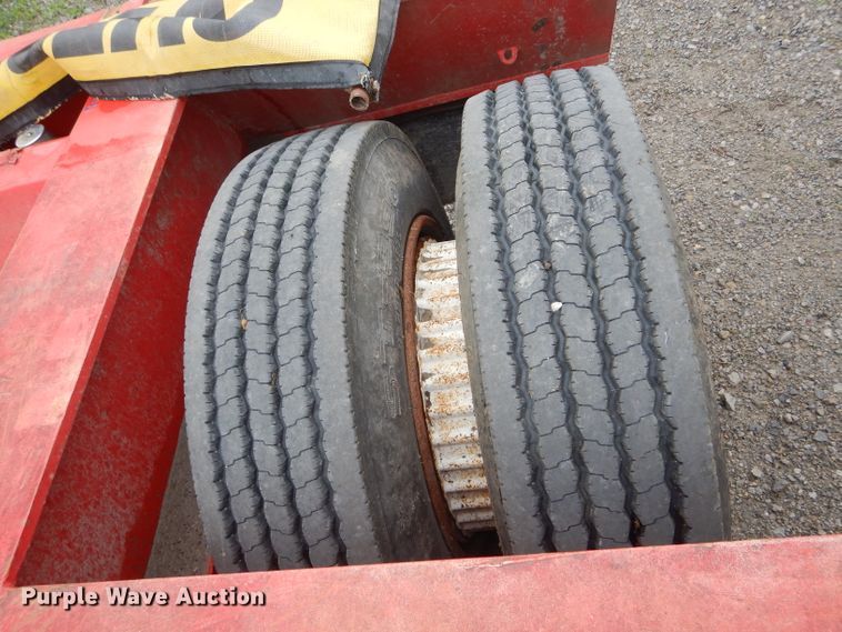 image for item HM9637 1994 Trail King TK100HDG-523 lowboy equipment trailer