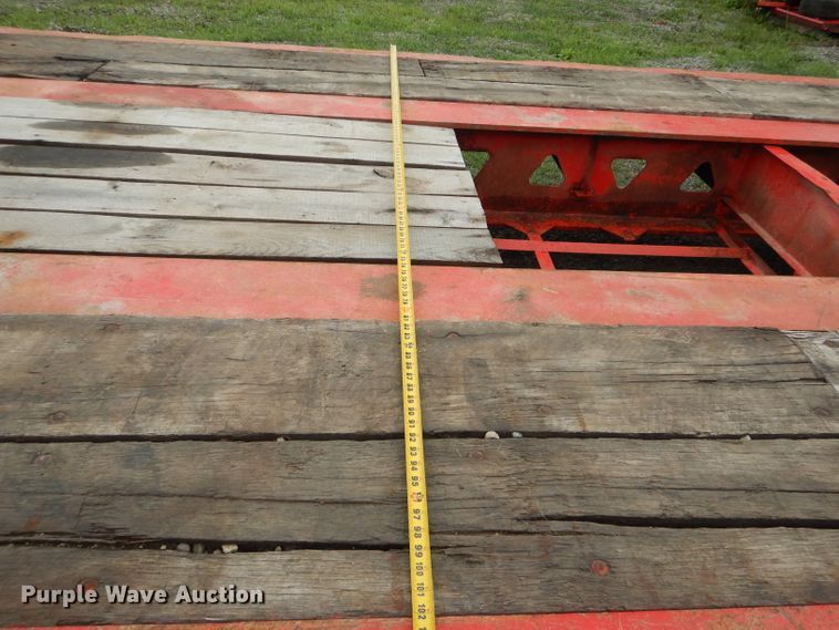 image for item HM9637 1994 Trail King TK100HDG-523 lowboy equipment trailer