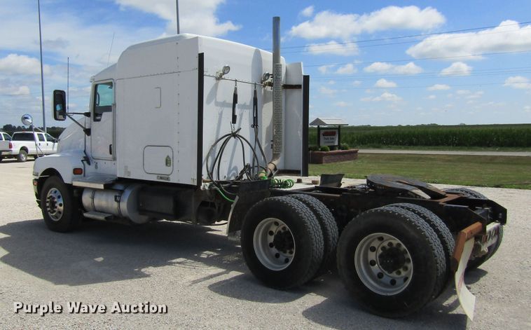 image for item HM9705 2007 Kenworth T600  semi truck