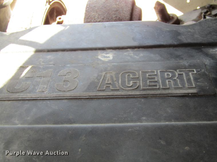 image for item HM9705 2007 Kenworth T600  semi truck