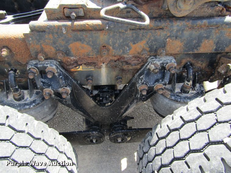 image for item HM9705 2007 Kenworth T600  semi truck