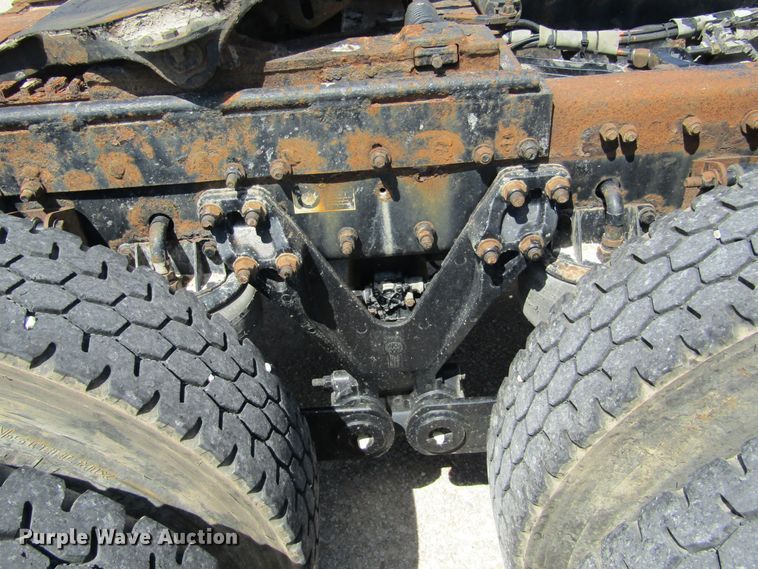 image for item HM9705 2007 Kenworth T600  semi truck