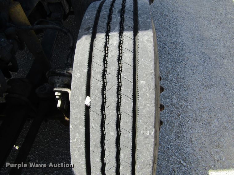 image for item HM9705 2007 Kenworth T600  semi truck