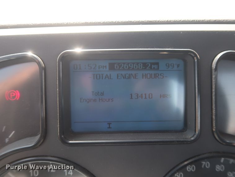 image for item HT9525 2014 Mack CXU612  semi truck