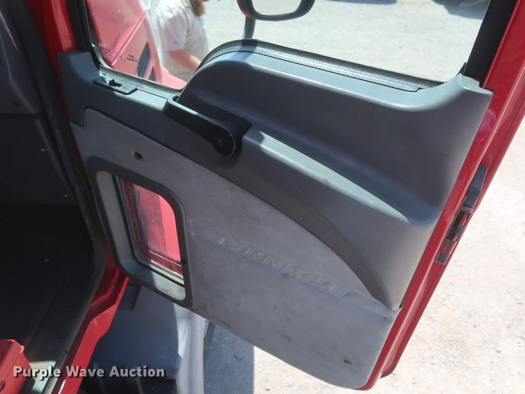 image for item HT9525 2014 Mack CXU612  semi truck