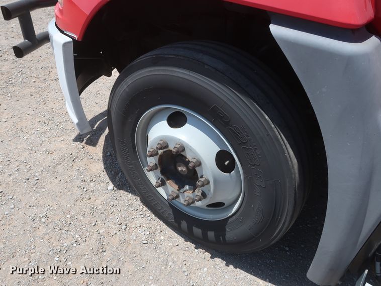 image for item HT9525 2014 Mack CXU612  semi truck