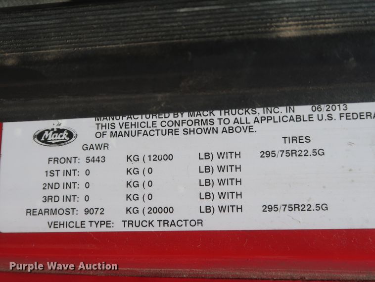 image for item HT9525 2014 Mack CXU612  semi truck