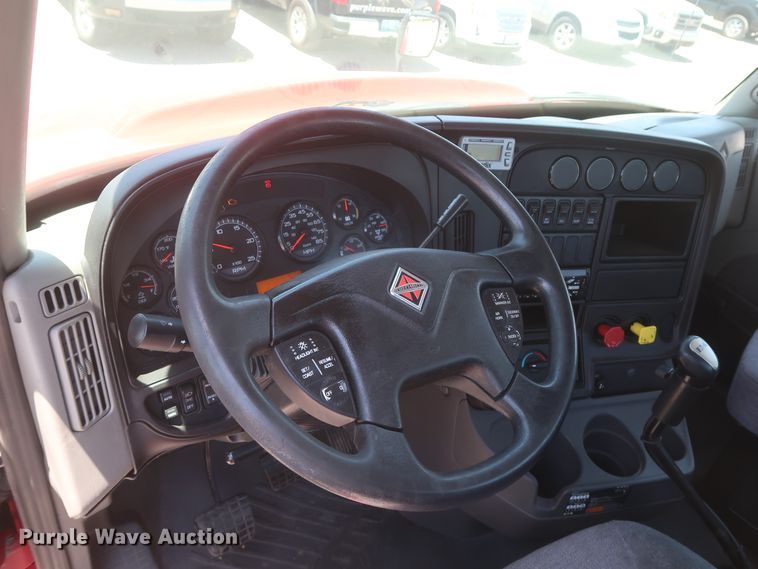 image for item HT9527 2014 International ProStar  semi truck